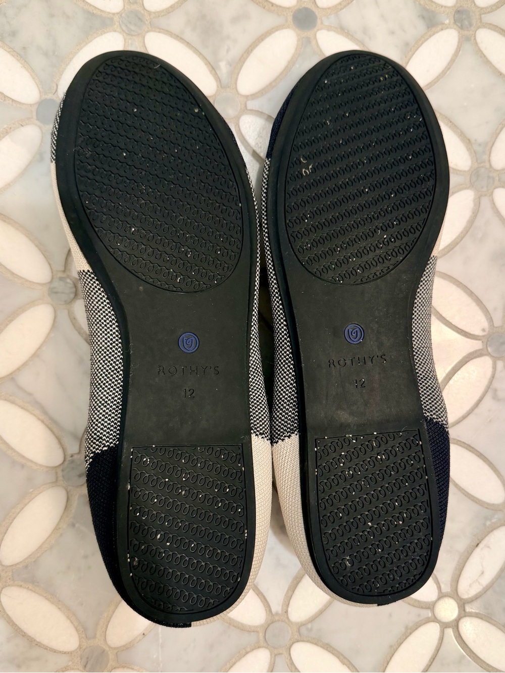 Rothy’s The Flat Cap-Toe in Black & White Plaid Geometric Round Toe Ballet Sz 12 - Picture 5 of 11